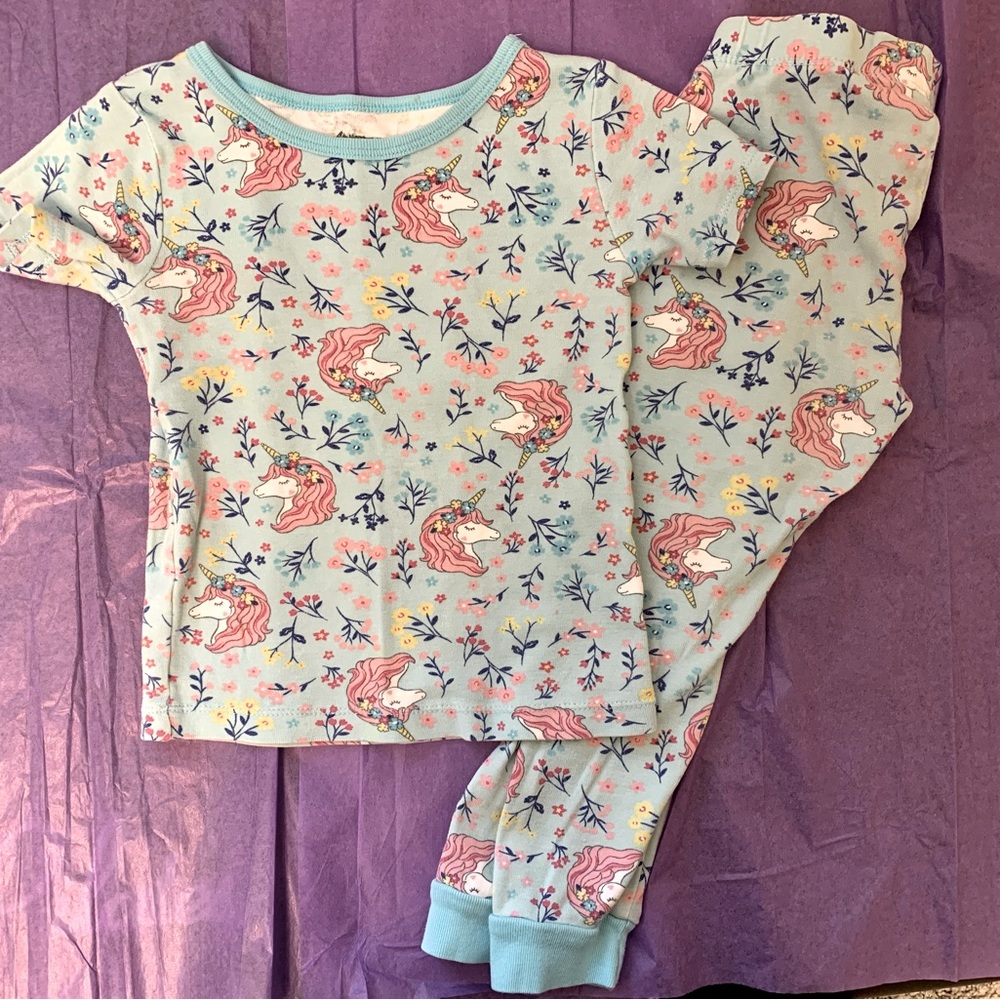 Girls 2pc Unicorn Pajama - 3T- GUC